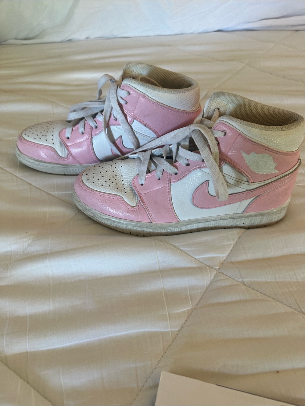 Women’s AirJordan - Picture 6 of 11